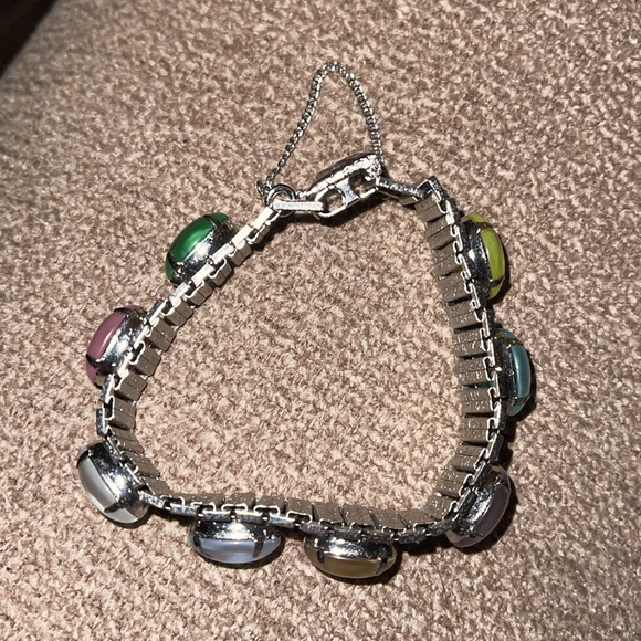 🌹VINTAGE SARAH COV BRACELET - Picture 3 of 3